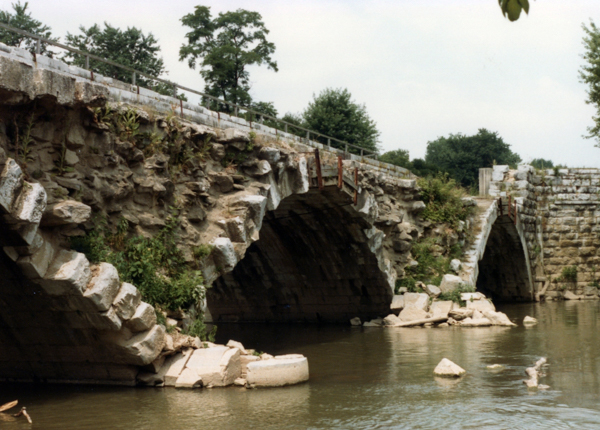 Aqueduct damage