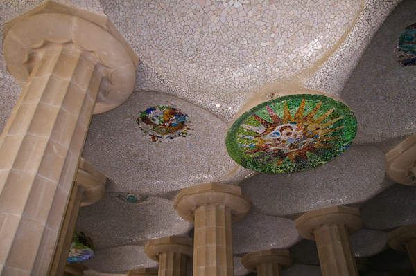 Parc Guell - columns