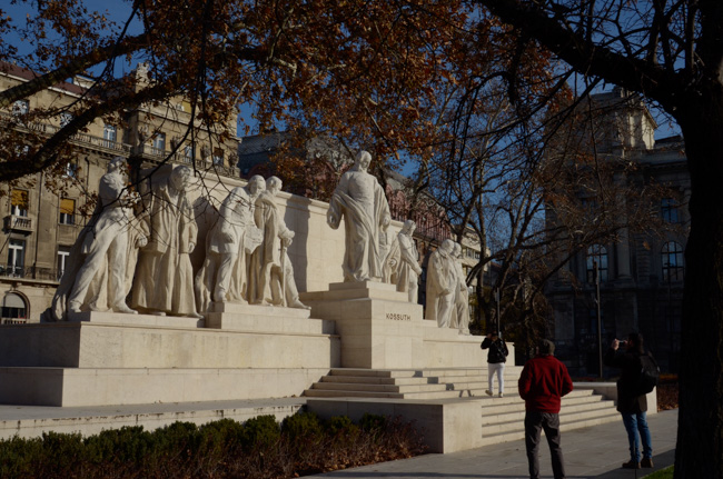 Lajos Kossuth Monument