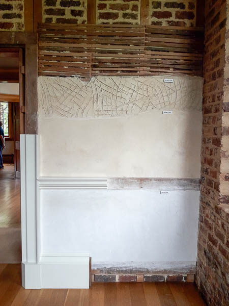 Plaster coats