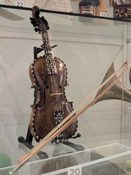 Hardanger Fiddle