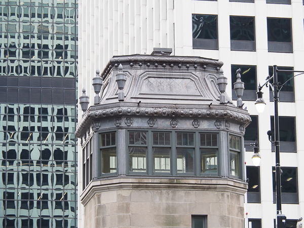 Adams Street Bridge House