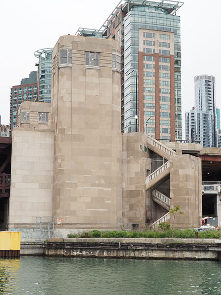 Lake Shore Drive Bridge House