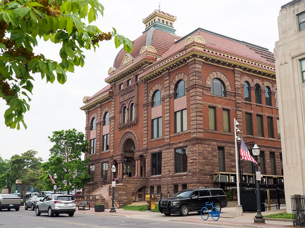 Marquette City Hall
