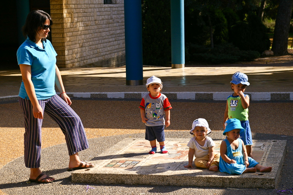 Kibbutz children
