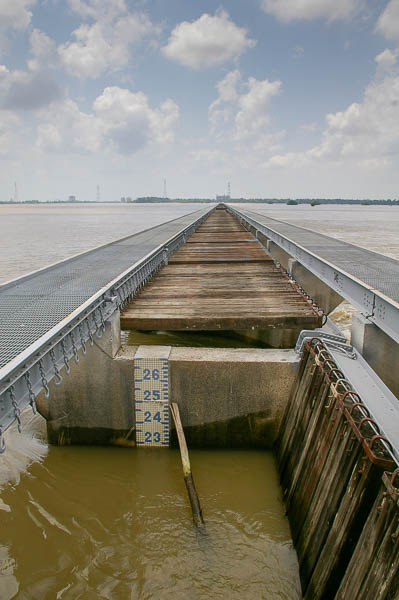 Water gauge