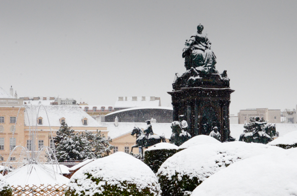 Maria -Theresia Plaza 