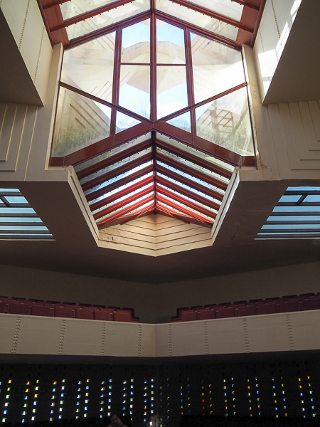 Pfeiffer Chapel interior